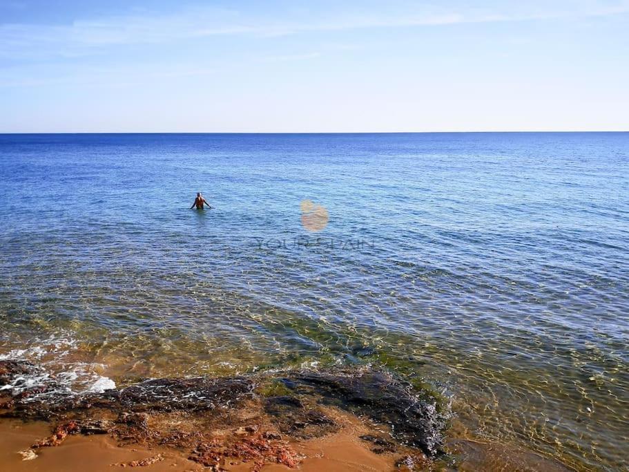 Your Spain R17 2B Torrevieja Luaran gambar